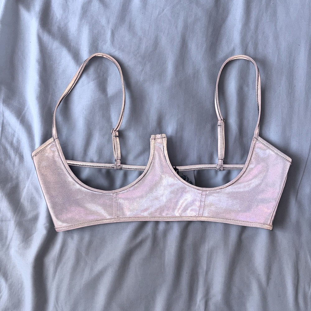 NEW NEVER WORN iHeartRaves Reflective Underboob Wire Top with Adjustable Straps.